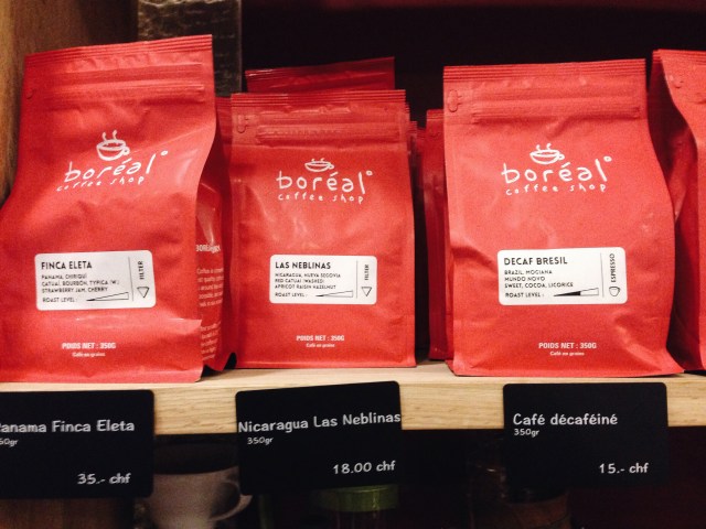 Các loại cà phê hạt rang sẵn của các giống cà phê khắp nơi trên Thế Giới.